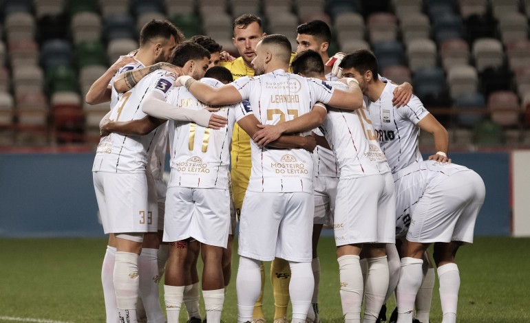 Jogo da jornada 17 da Série B da Liga 3 realizou-se esta noite no Estádio Municipal de Leiria