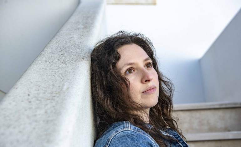 estela-alexandre-um-pequeno-lugar-nos-arredores-de-leiria-inspira-a-estreia-com-orquestra-que-tem-memorias-da-pandemia