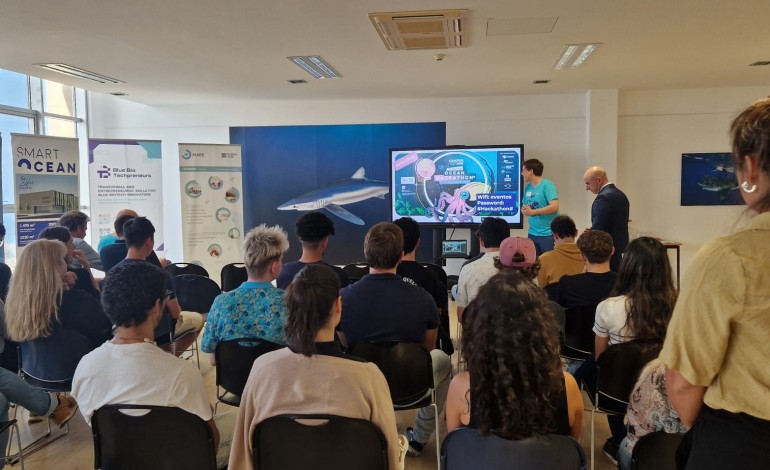 Numa sessão que durou 48 horas, estudantes, docentes e especialistas procuraram soluções baseadas no mar