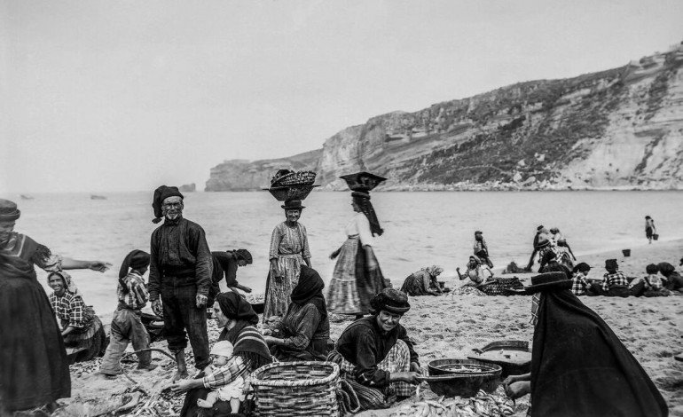 nazare-abre-candidaturas-a-1-bienal-de-fotografia-alvaro-laborinho