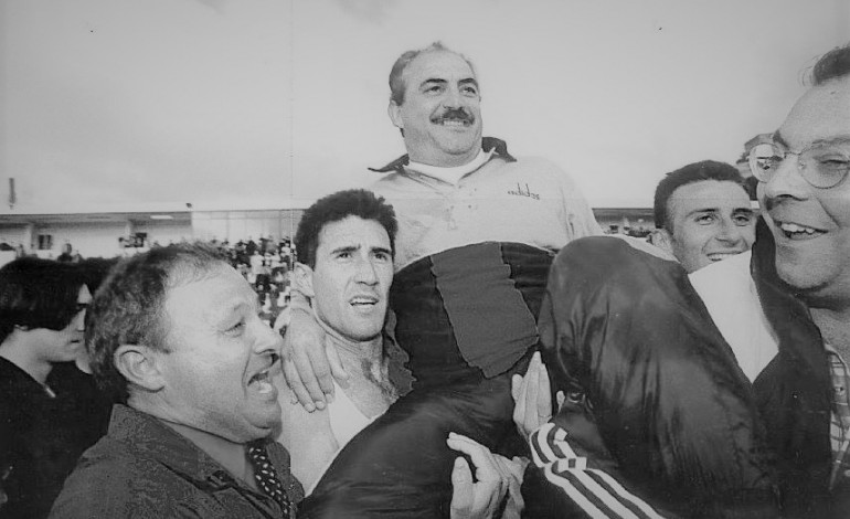 uniao-de-leiria-agradece-devocao-de-vitor-oliveira-treinador-campeao-em-1998-que-morreu-hoje