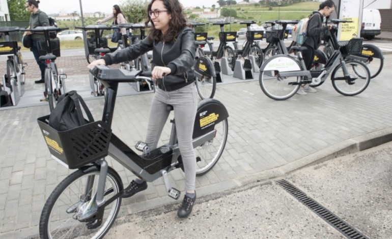 leiria-investe-740-mil-euros-em-rede-com-220-de-bicicletas-electricas
