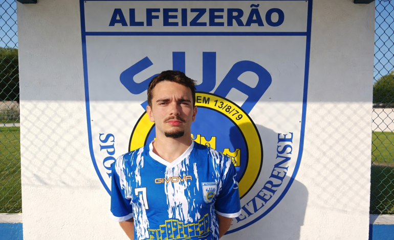 filho-do-presidente-da-republica-joga-no-alfeizerense