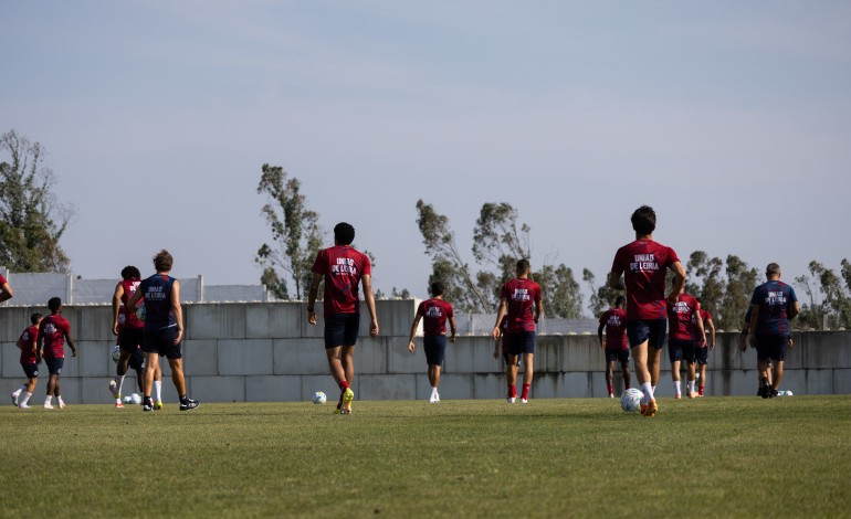 uniao-de-leiria-chama-oito-reforcos-e-preparacao-comeca-este-sabado