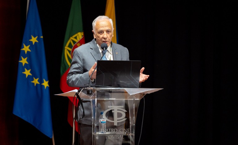 silva-ribeiro-e-membro-correspondente-da-real-academia-sueca-de-ciencias-navais