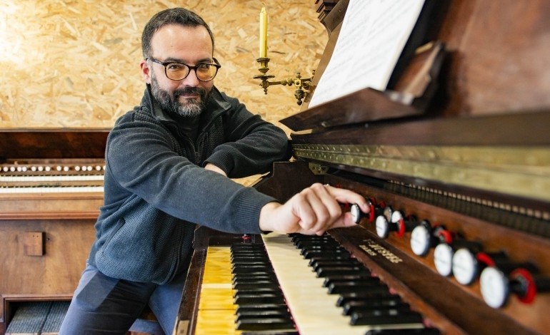 organista-titular-da-se-de-leiria-estreia-musica-nova-no-alentejo