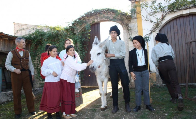rancho-folclorico-do-freixial-promove-festa-das-tradicoes-com-museu-aberto