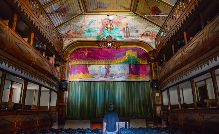 teatro-chaby-pinheiro-resiste-ao-mau-tempo-e-chega-aos-100-anos