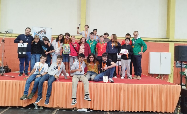 alunos-caldas-rainha-mundial-robotica-porto-rico-apoio