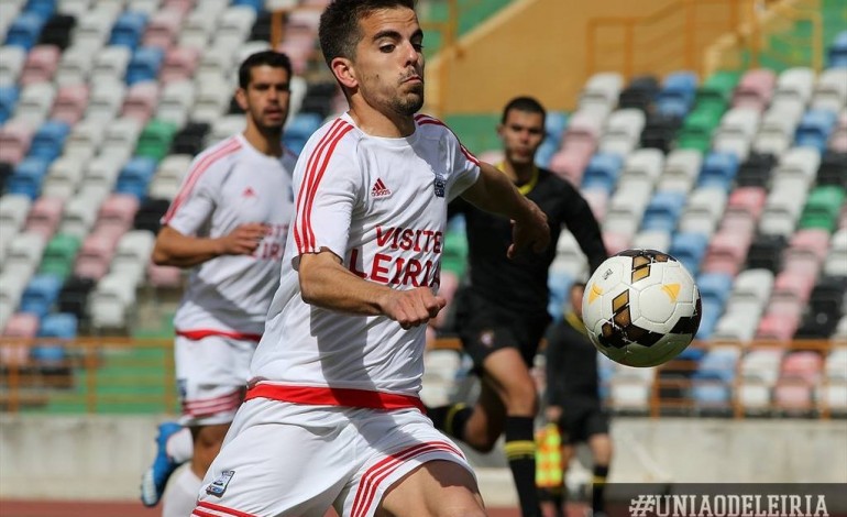 Jornal de Leiria - Estádios da região recebem jogos de