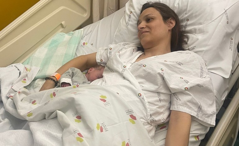 rafael-e-o-primeiro-bebe-a-nascer-em-leiria-em-2026