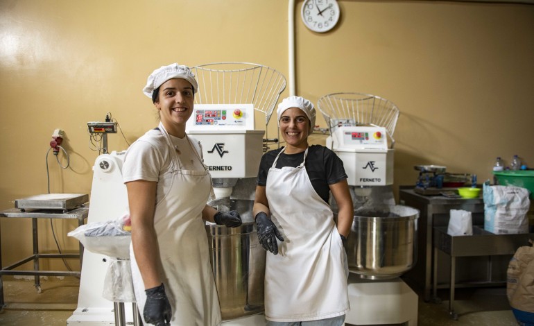 padeiras-de-ourem-apanhadas-pelo-temporal-quando-distribuiam-pao-nao-sei-como-estamos-vivas