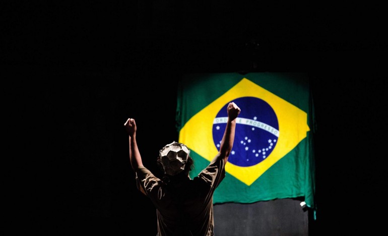 teatro-do-brasil-para-ver-esta-noite-em-ourem