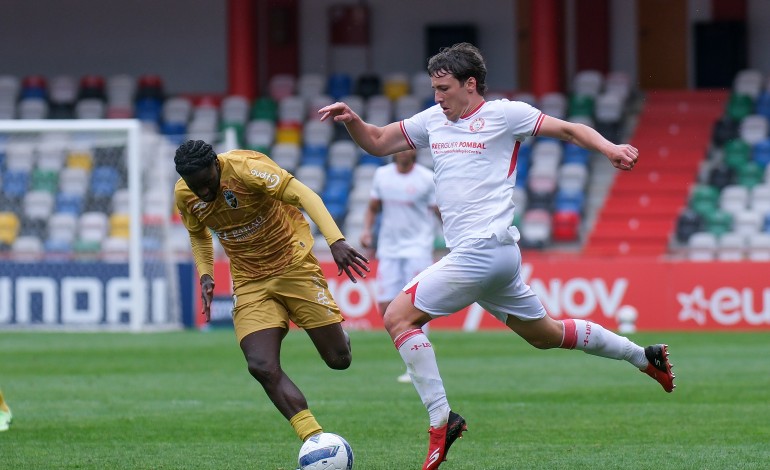 uniao-de-leiria-sofre-pesada-derrota-contra-o-farense