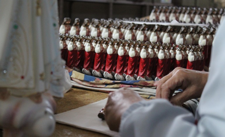 tarifas-trump-criam-instabilidade-na-industria-religiosa