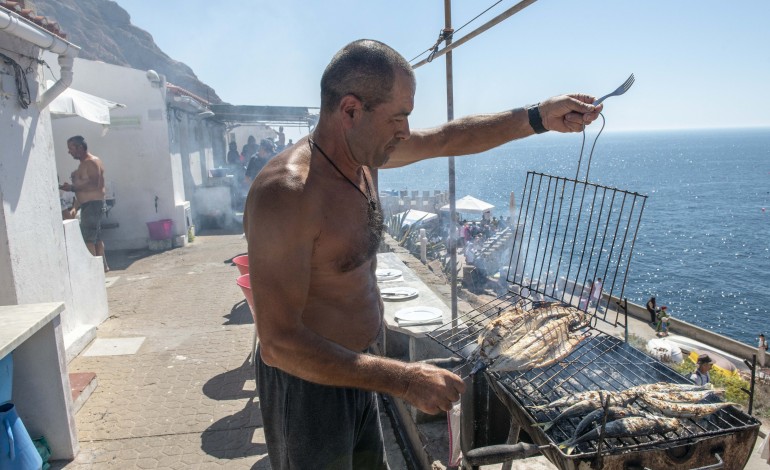 Almoço de sábado foi pescado horas antes nas águas do arquipélago