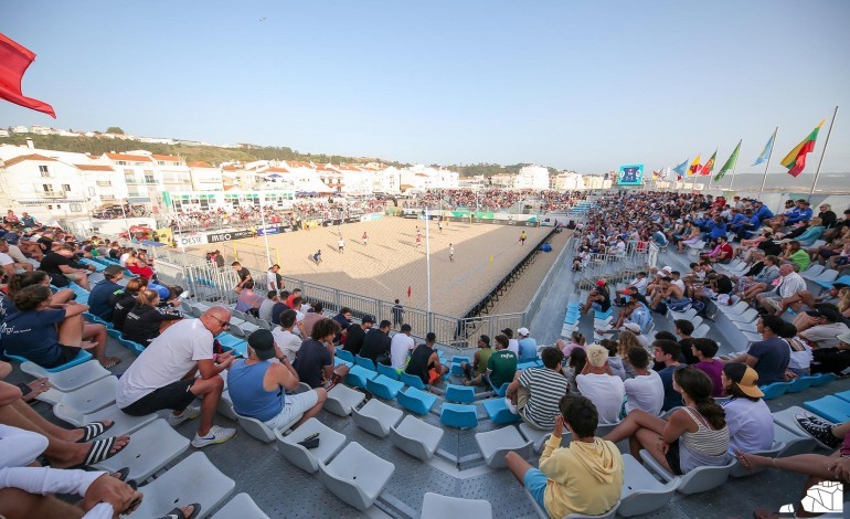 seleccoes-de-futebol-de-praia-defrontam-se-este-fim-de-semana-na-nazare