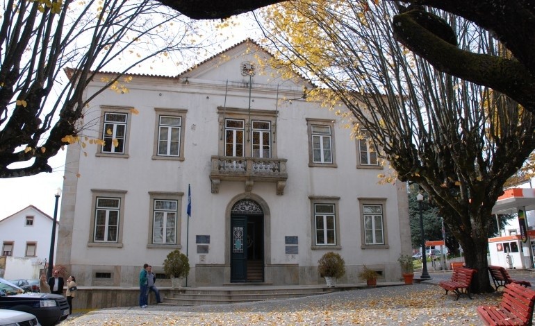 castanheira-de-pera-mantem-imi-no-minimo-e-continua-sem-derrama