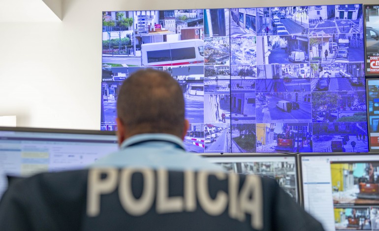 jovem-faz-queixa-na-policia-por-roubo-em-leiria-e-mentira-e-descoberta-na-videovigilancia