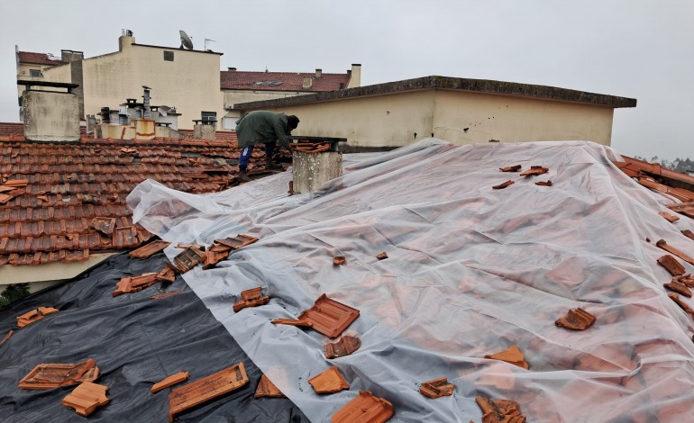 telhas-saiba-onde-ir-buscar-e-doar-e-os-cuidados-a-ter-na-reparacao-de-telhados