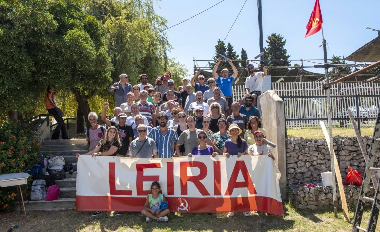 Montagem da Festa do Avante é feita por centenas de voluntários de todo o País