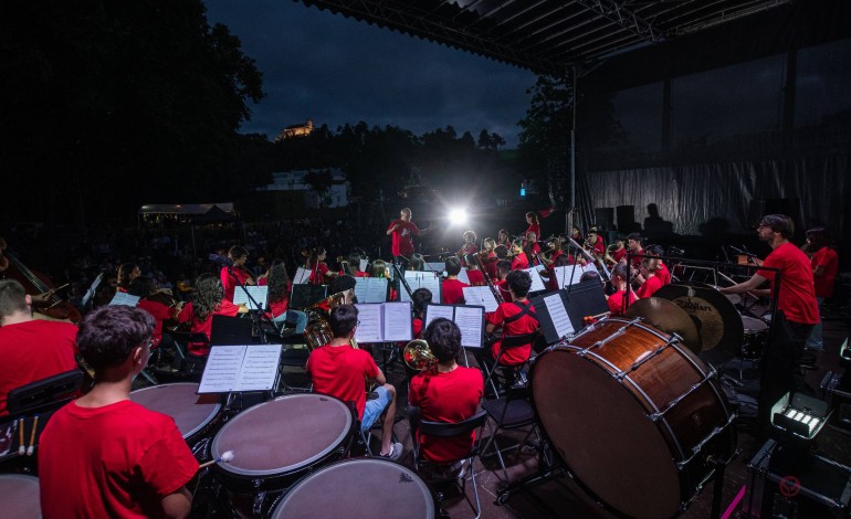 beira-rio-a-grande-festa-do-orfeao-abraca-leiria-com-musica-e-danca