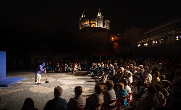 sete-grupos-no-festival-de-teatro-de-rua-de-porto-de-mos