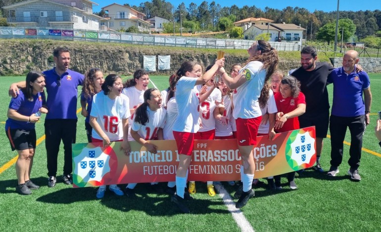 af-leiria-vence-liga-de-bronze-do-torneio-interassociacoes-de-futebol-feminino-sub-16