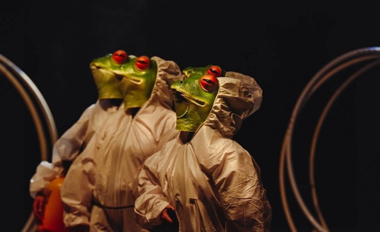 circo-contemporaneo-na-rua-com-artistas-de-portugal-franca-e-espanha