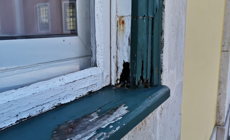 edificios-municipais-de-elevado-valor-estao-a-meter-agua-na-marinha-grande