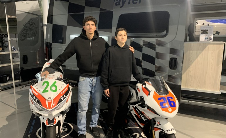 motas-so-nas-pistas-entao-estes-irmaos-conquistam-campeonatos-de-velocidade