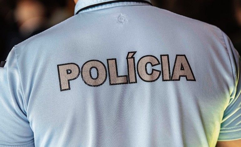 homem-suspeito-de-bater-na-mulher-detido-por-posse-de-municao-proibida