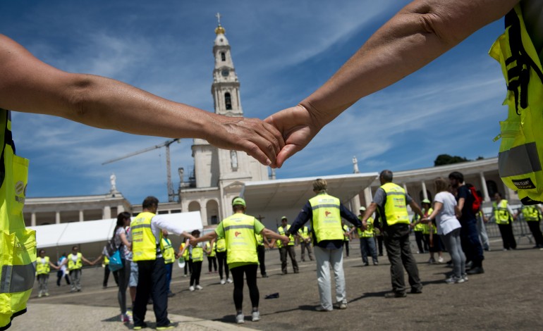 gnr-reforca-patrulhamento-em-fatima-com-200-efectivos