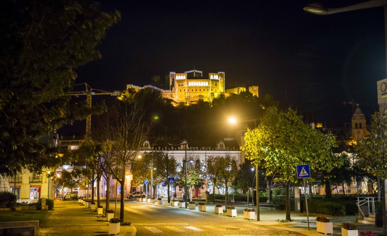 leiria-com-transito-cortado-entre-a-rotunda-do-sinaleiro-e-o-largo-do-papa