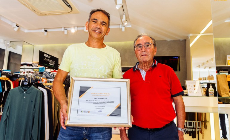 Acilis entregou diplomas no sábado