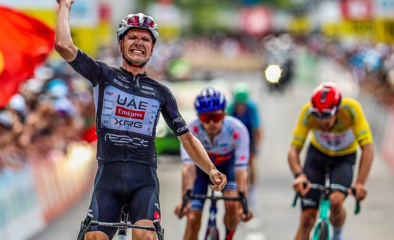 joao-almeida-vence-etapa-e-sobe-a-segundo-na-volta-a-suica-a-33-segundos-do-lider