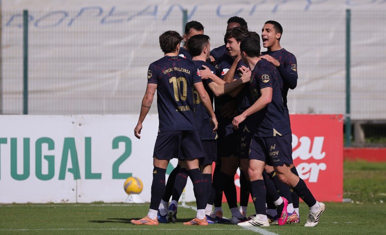 uniao-de-leiria-recebe-lider-maritimo-em-alverca