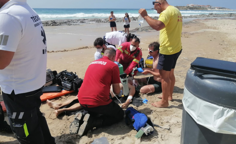surfista-italiano-em-paragem-cardio-respiratoria-resgatado-na-praia-do-baleal