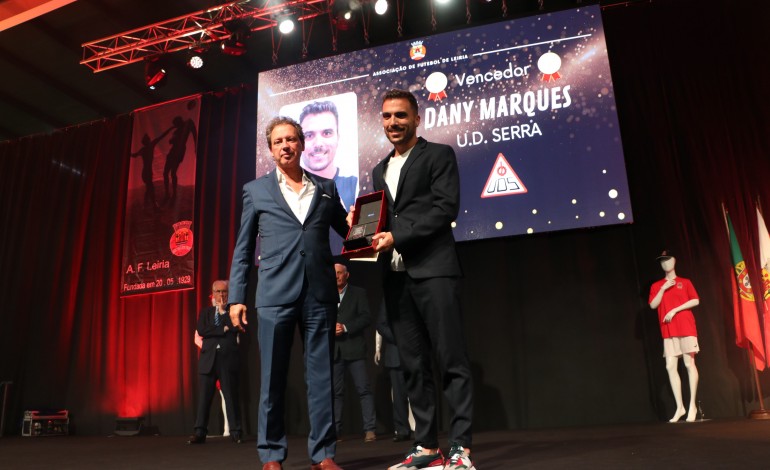 Dany Marques, da União Desportiva da Serra, foi distinguido como melhor jogador de futebol do distrito