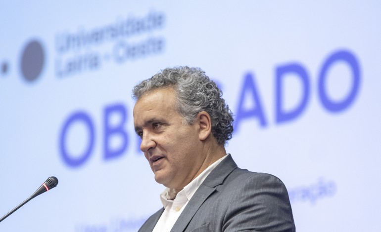 carlos-rabadao-toma-posse-enquanto-reitor-da-nova-universidade-na-sexta-feira