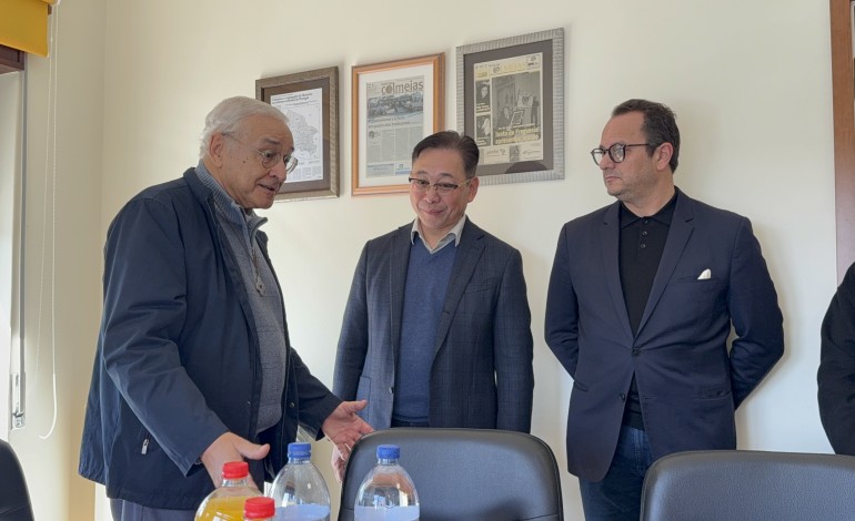 comunidade-chinesa-em-portugal-angariou-materiais-para-apoiar-reconstrucao-de-leiria