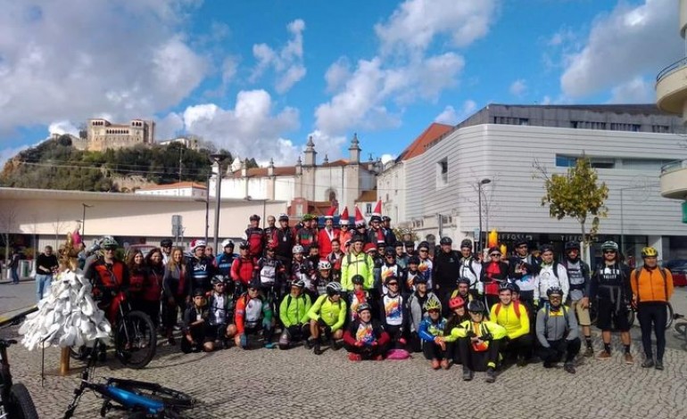 Ciclistas visitaram quatro instituições de Leiria