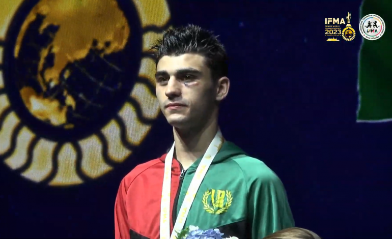 Joel Colaço subiu ao pódio do Campeonato do Mundo de Muaythai