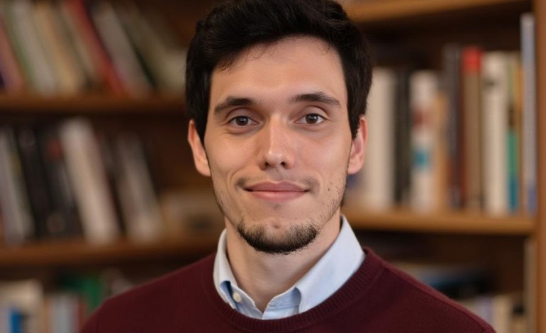 jovem-de-fatima-que-trabalha-na-area-do-cancro-nos-eua-duplamente-premiado