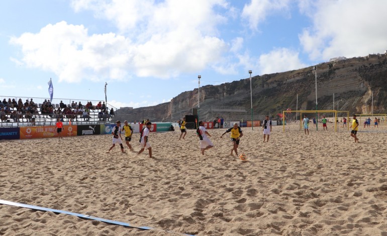 competicao-internacional-de-futebol-de-praia-esta-de-regresso-as-areias-da-nazare