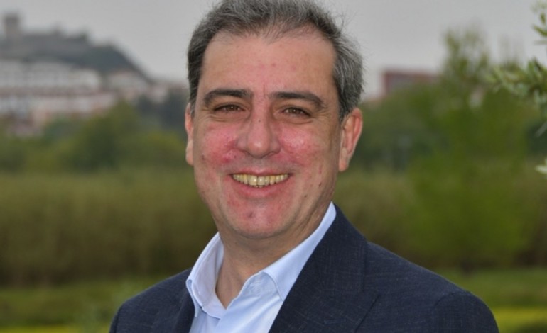 professor-nuno-violante-e-o-candidato-da-cdu-a-camara-de-leiria