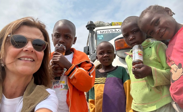 Helena Vasconcelos esteve recentemente em Angola,  numa missão que integrou mais quatro profissionais do hospital  de Leiria