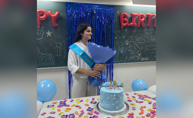 pela-vontade-de-conhecer-a-liberdade-sara-silva-da-aulas-de-matematica-a-criancas-em-dili