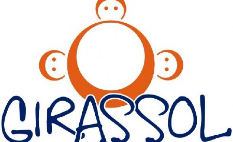 amigos-recolhem-donativos-para-doar-mobiliario-a-instituicao-o-girassol