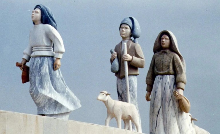 fernando-marques-homenagem-ao-escultor-dos-pastorinhos